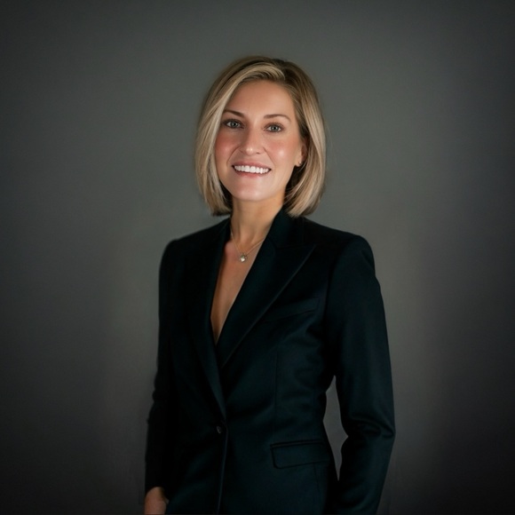 Meet your Posher, Bree. - Picture 1 of 1